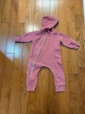 Mini Mioche 100% Organic Cotton Hooded Baby Romper Size 6-12mo